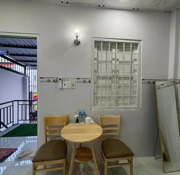 هتل Seaside Homestay