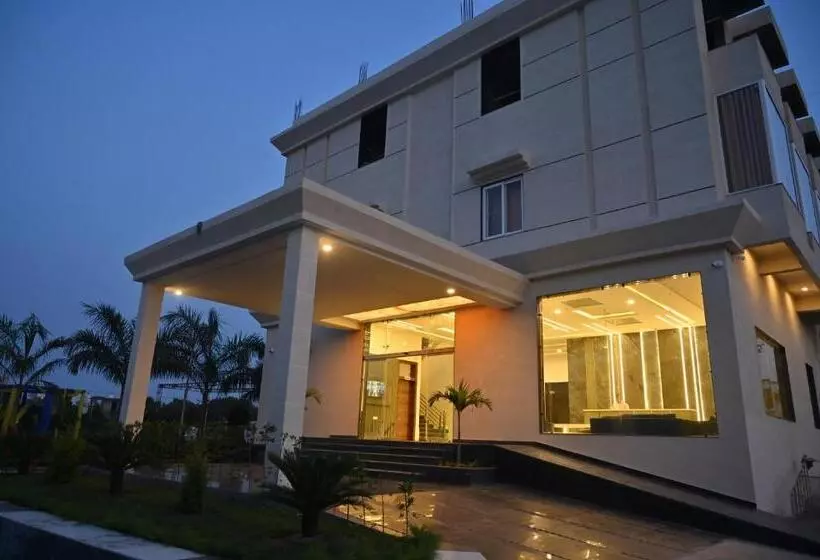 ホテル Suwalka Resort Kota