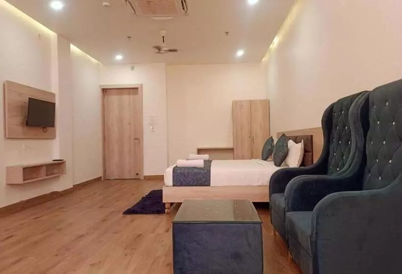 ホテル Suwalka Resort Kota