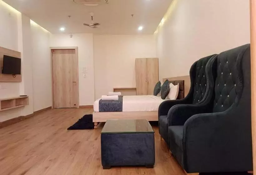 ホテル Suwalka Resort Kota