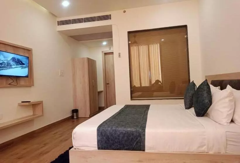 ホテル Suwalka Resort Kota