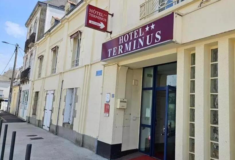 ホテル Terminus Auray