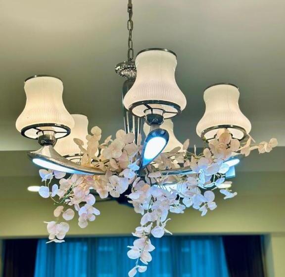 Jazz Suites Pool View With Bathtub   1001