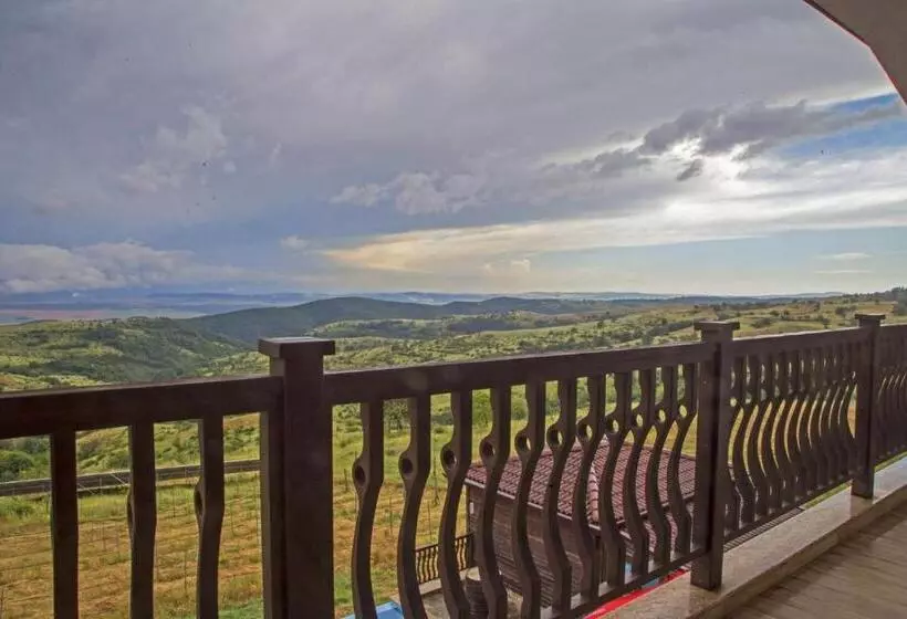 Majatalo Chateau Erkech