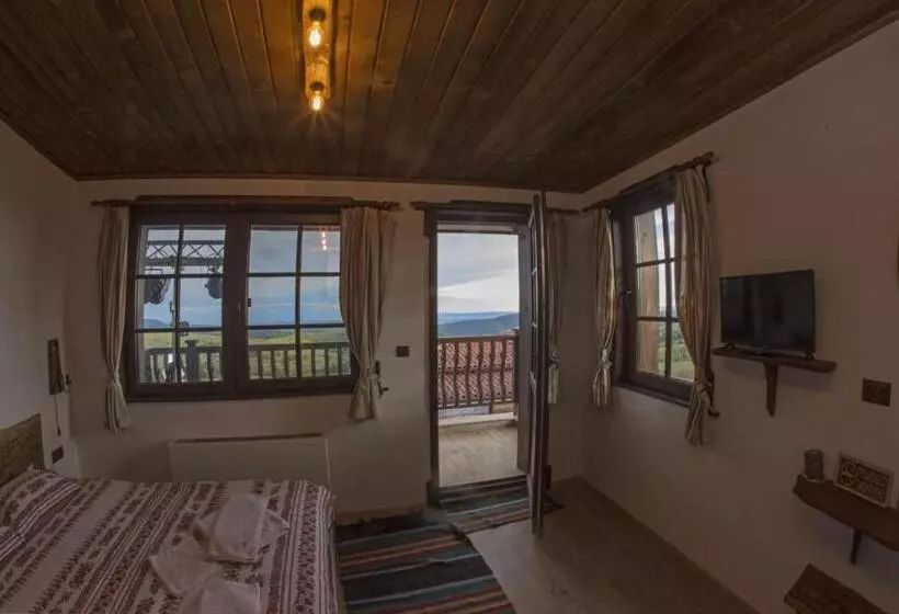 Majatalo Chateau Erkech