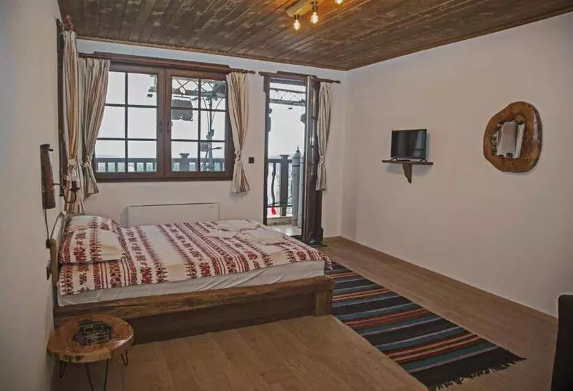 Majatalo Chateau Erkech