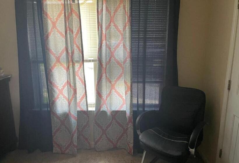 ペンション Comforts Corner