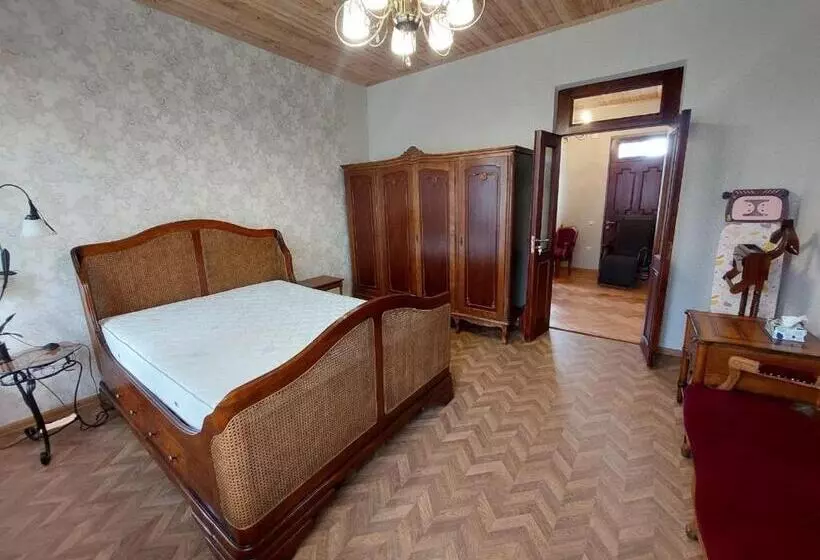 پانسیون Giorgii House