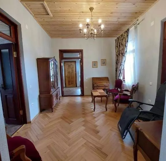 پانسیون Giorgii House