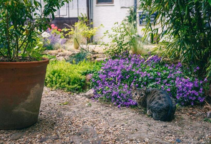 Pension Le Prieuré Sainte Croix