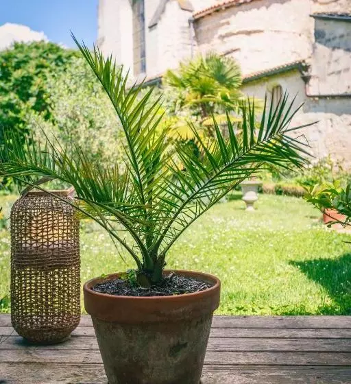 Majatalo Le Prieuré Sainte Croix