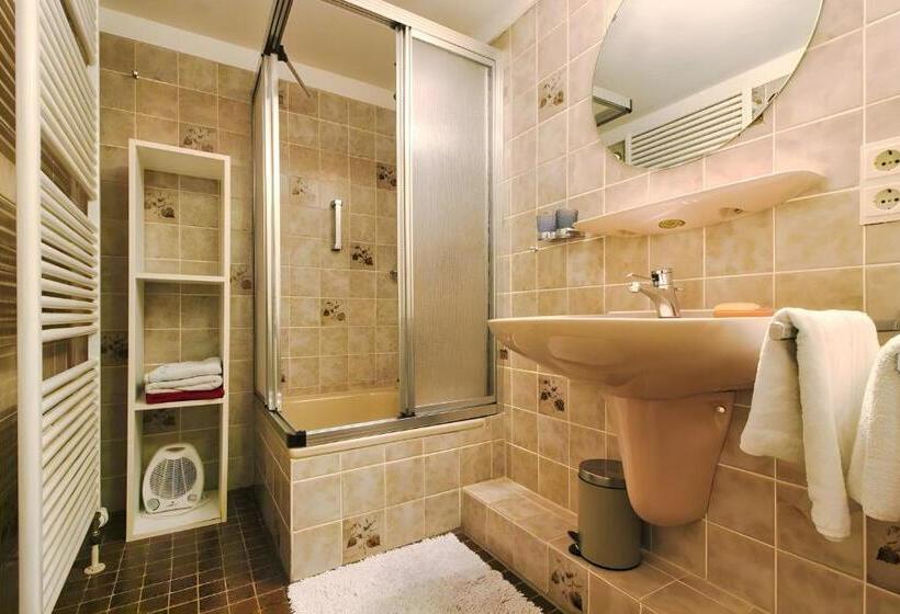 פנסיון Room In Guest Room   Double Room Apple Blossom