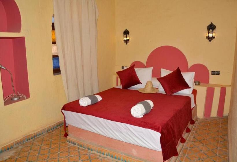 Pension Sahara House