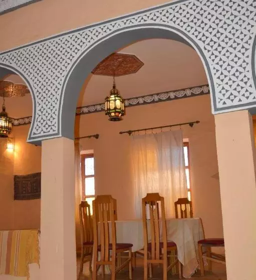 ペンション Sahara House