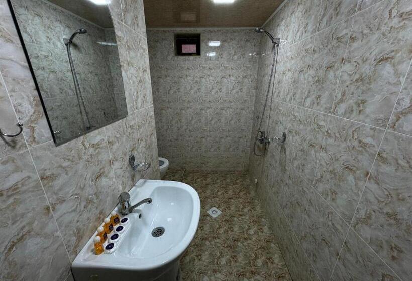 Pension (Hôtel basse catégorie) Siyob