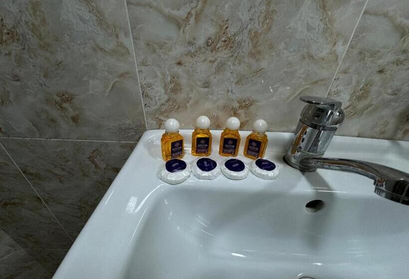 Pension (Hôtel basse catégorie) Siyob