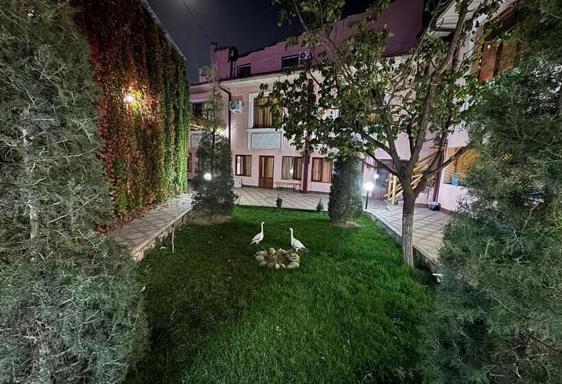 Pension (Hôtel basse catégorie) Siyob