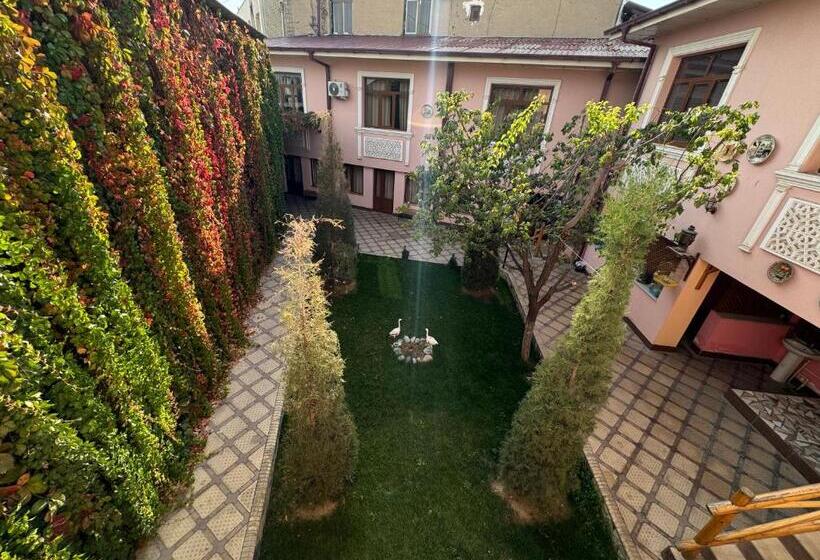 Pension (Hôtel basse catégorie) Siyob