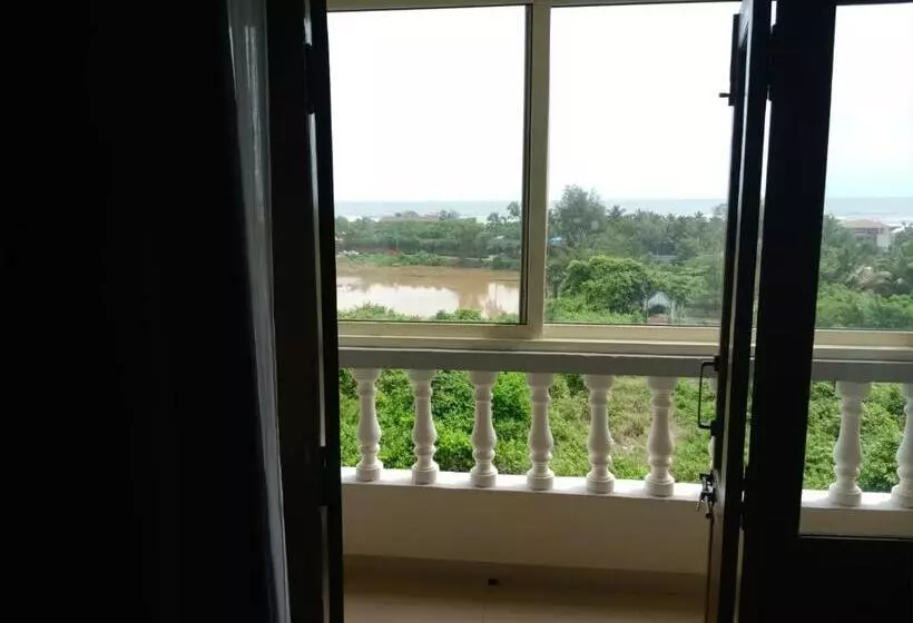 リゾートホテル Astra Sea View Rooms And Villa North Goa