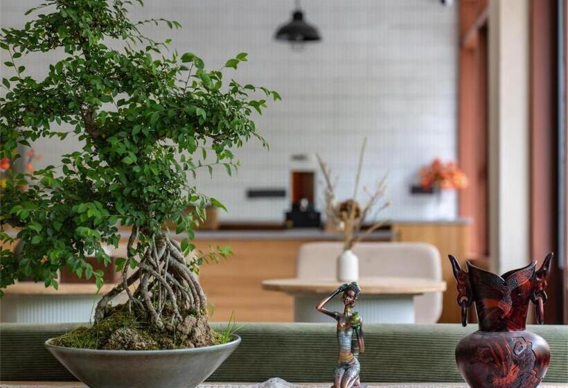 瓦当瓦舍旅行酒店（九寨沟店）