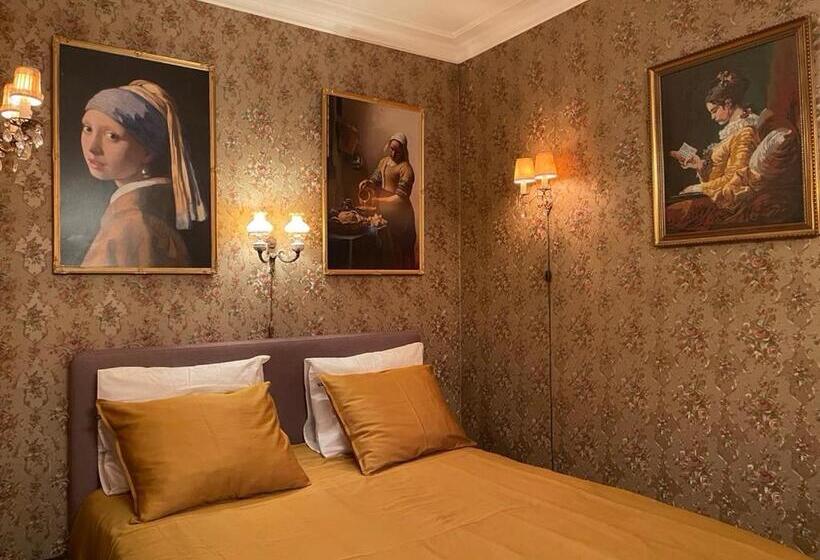 住宿加早餐  Luxurious Classical Dutch Styled Room In City Centre Of The Hague