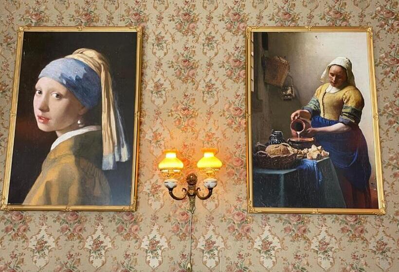 住宿加早餐  Luxurious Classical Dutch Styled Room In City Centre Of The Hague