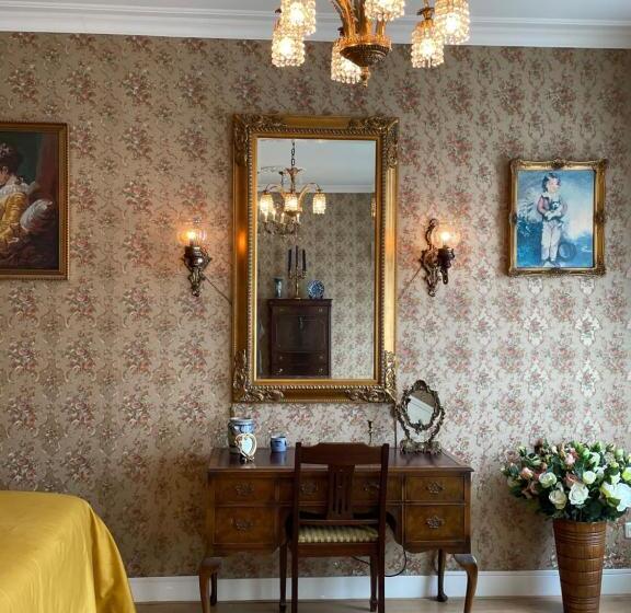 住宿加早餐  Luxurious Classical Dutch Styled Room In City Centre Of The Hague