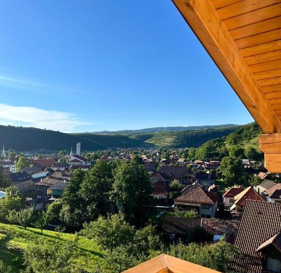 تختخواب و صبحانه Patakparti 4