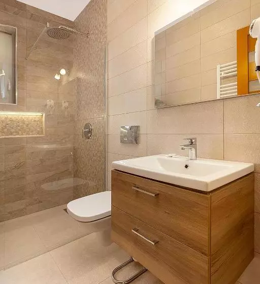 ベッドアンドブレックファースト Patakparti 4