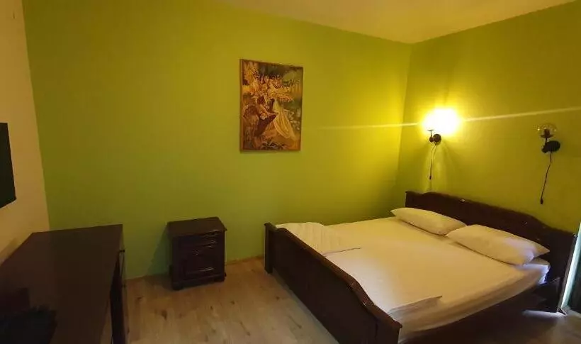تختخواب و صبحانه Villa Lav