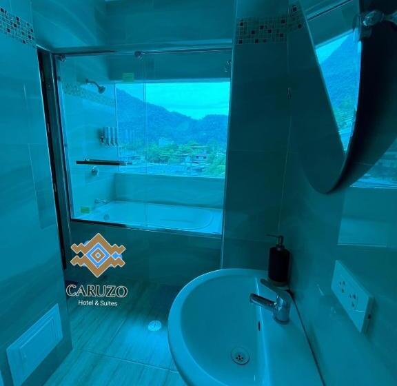 Caruzo Hotel And Suites