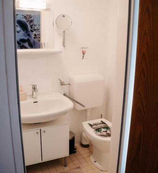 Отель Alpakas, Lamas Und Rentiere Zum Grünen See