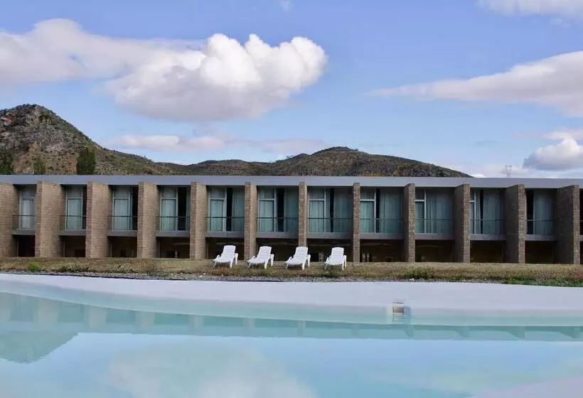 ホテル Balneario De La Albotea