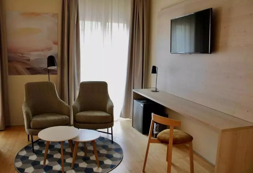 ホテル Balneario De La Albotea