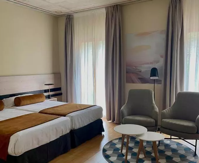 ホテル Balneario De La Albotea