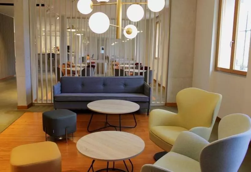 ホテル Balneario De La Albotea