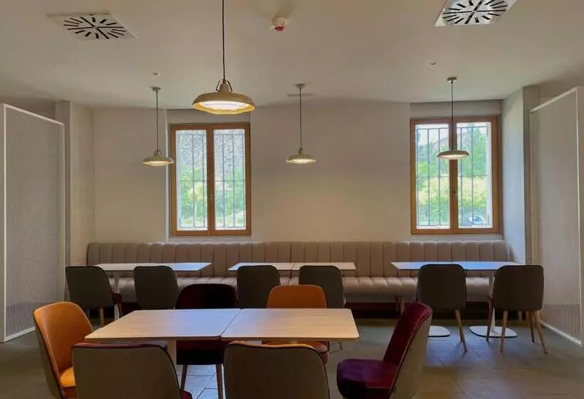 ホテル Balneario De La Albotea