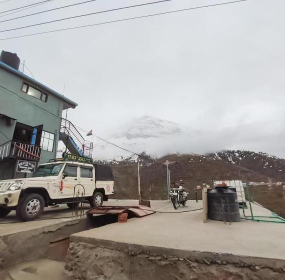 בית מלון כפרי Drilbu Ri Homestay