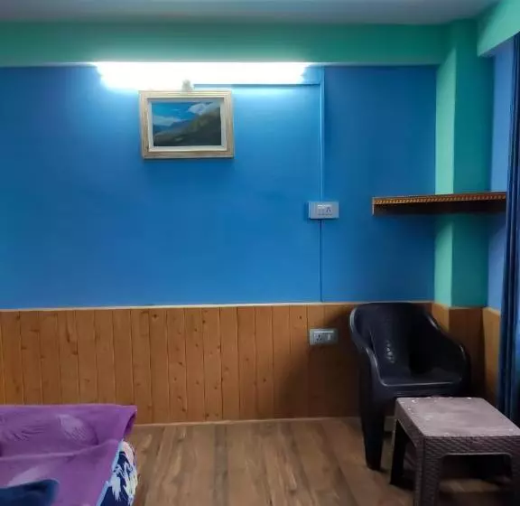 Hotelli Drilbu Ri Homestay