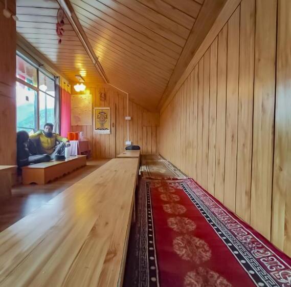 בית מלון כפרי Drilbu Ri Homestay