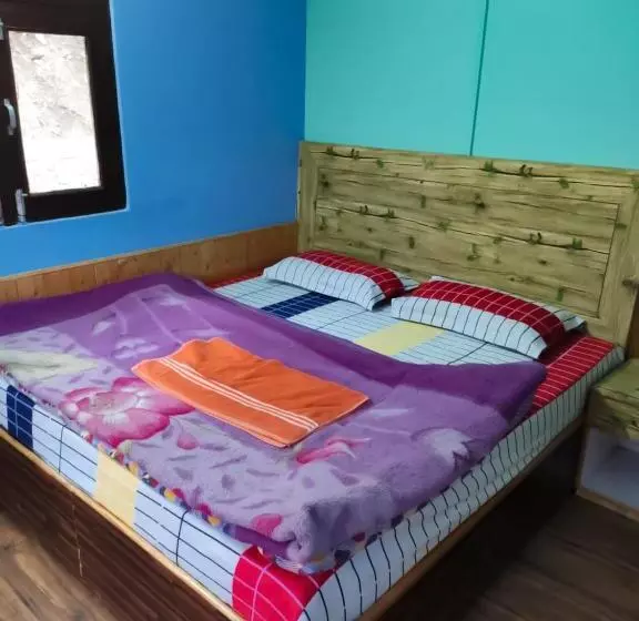 Hotelli Drilbu Ri Homestay