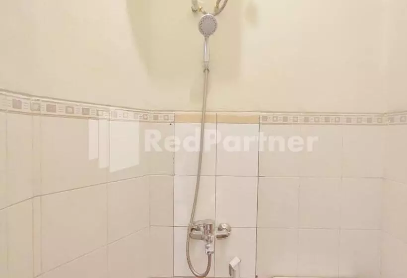 ホテル Mutiara Residence Near Simpang Lima Mitra Reddoorz