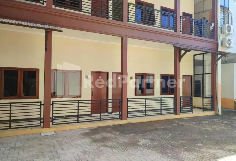 ホテル Mutiara Residence Near Simpang Lima Mitra Reddoorz