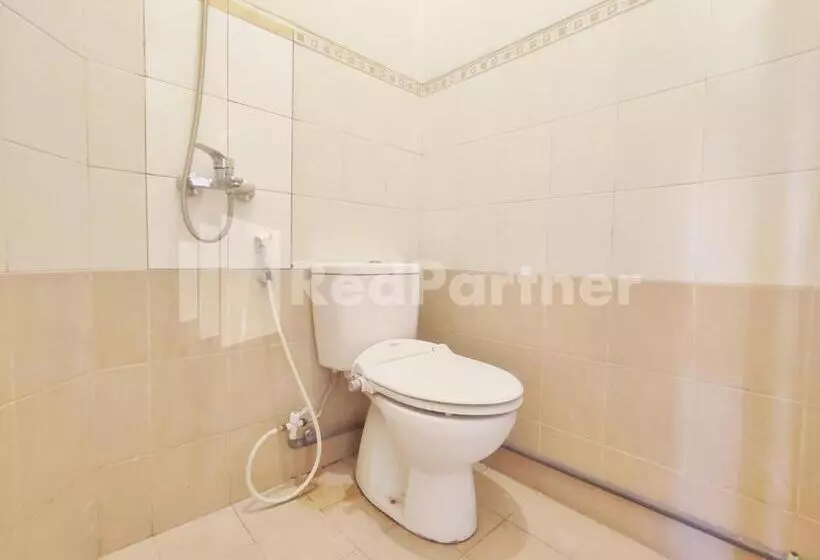 ホテル Mutiara Residence Near Simpang Lima Mitra Reddoorz
