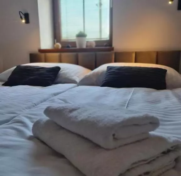 Hotelli Penzion Mountain