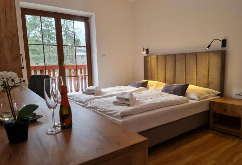 Hotel Penzion Mountain