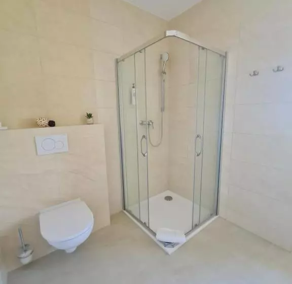 Hotelli Penzion Mountain