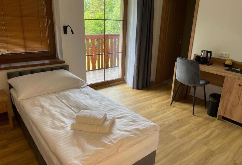 Hotel Penzion Mountain