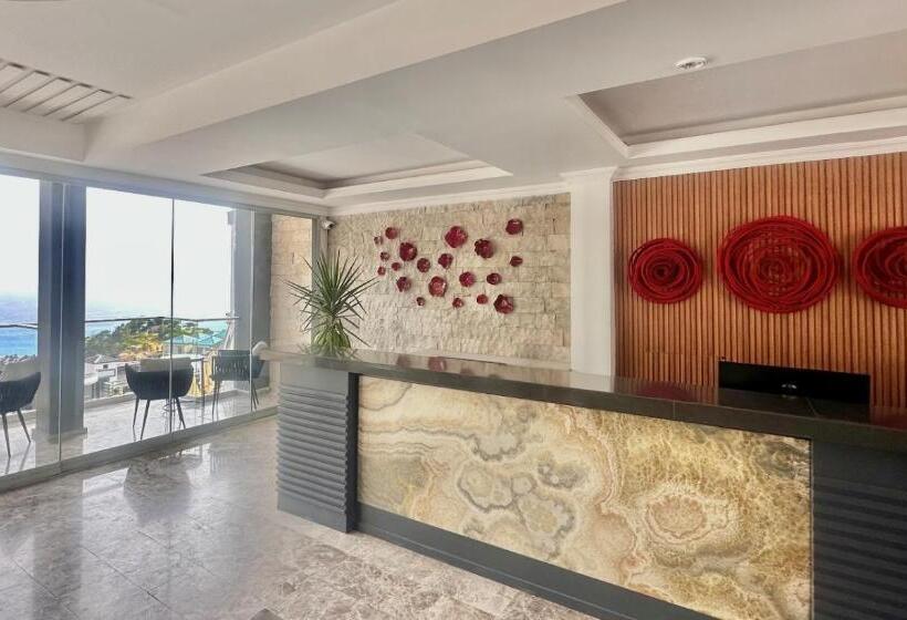 בית מלון כפרי Ramada by Wyndham Fethiye Oludeniz