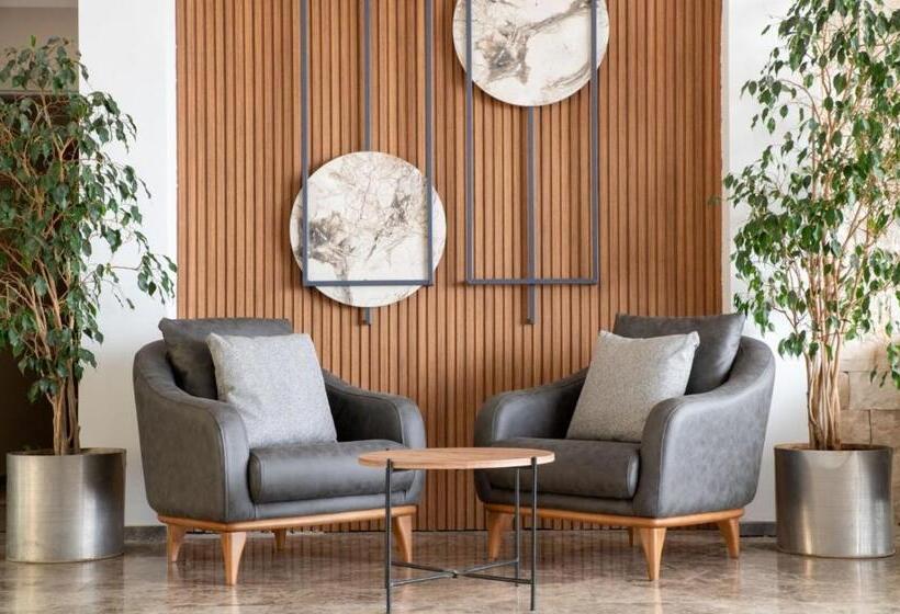 בית מלון כפרי Ramada by Wyndham Fethiye Oludeniz